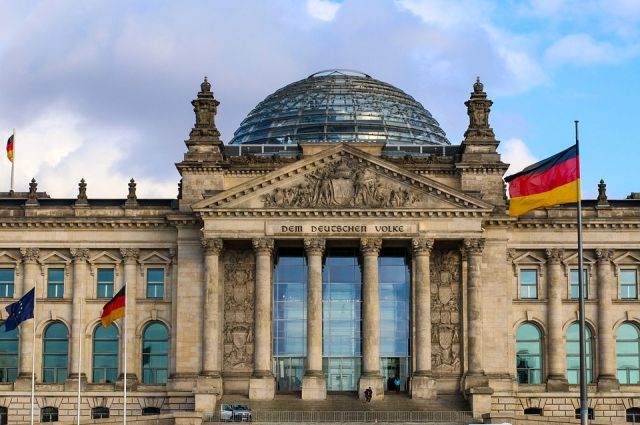 Бундестаг: уряд Німеччини повинен швидко вирішити проблему з нестачею  боєприпасів – Рубрика