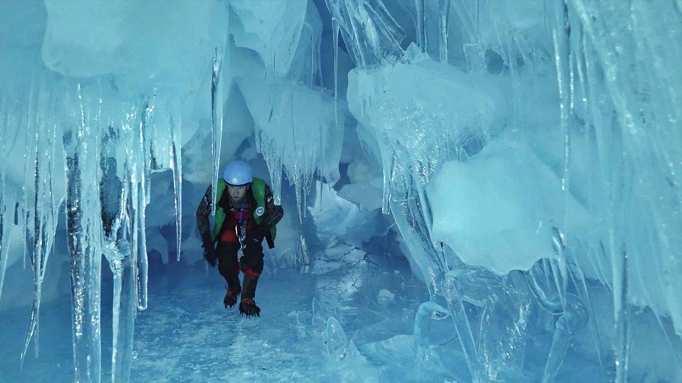 Антарктида печера