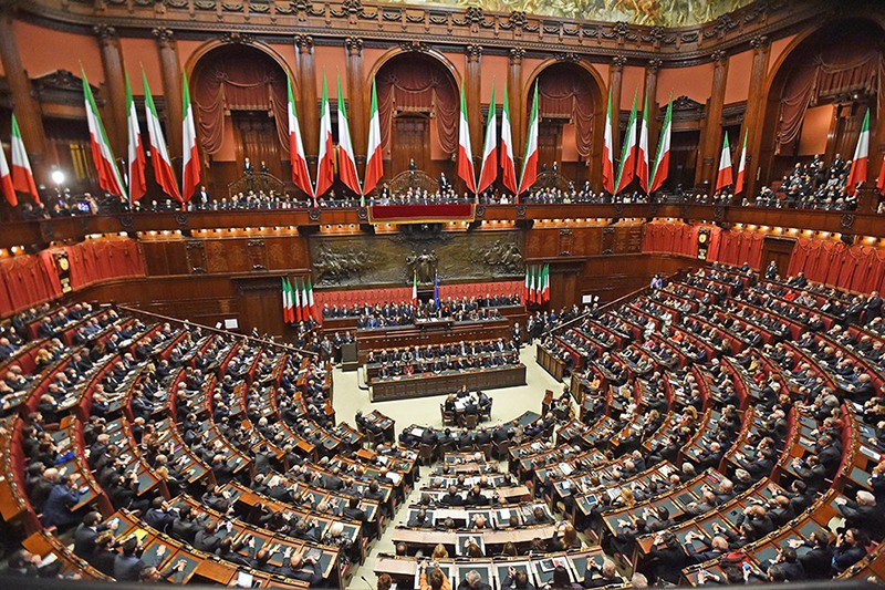 Парламент Італії планує скоротити кількість депутатів – Рубрика