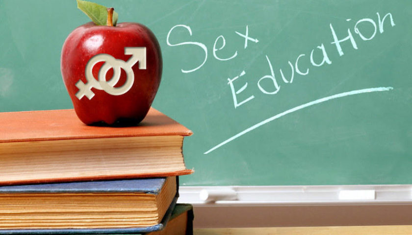 Сексуальный Секс В Школе