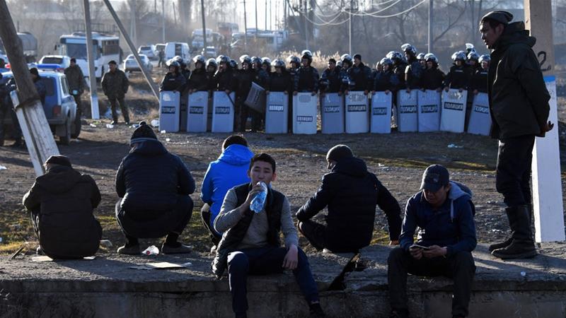 У Казахстані проходять акції через смерть активіста, десятки затриманих