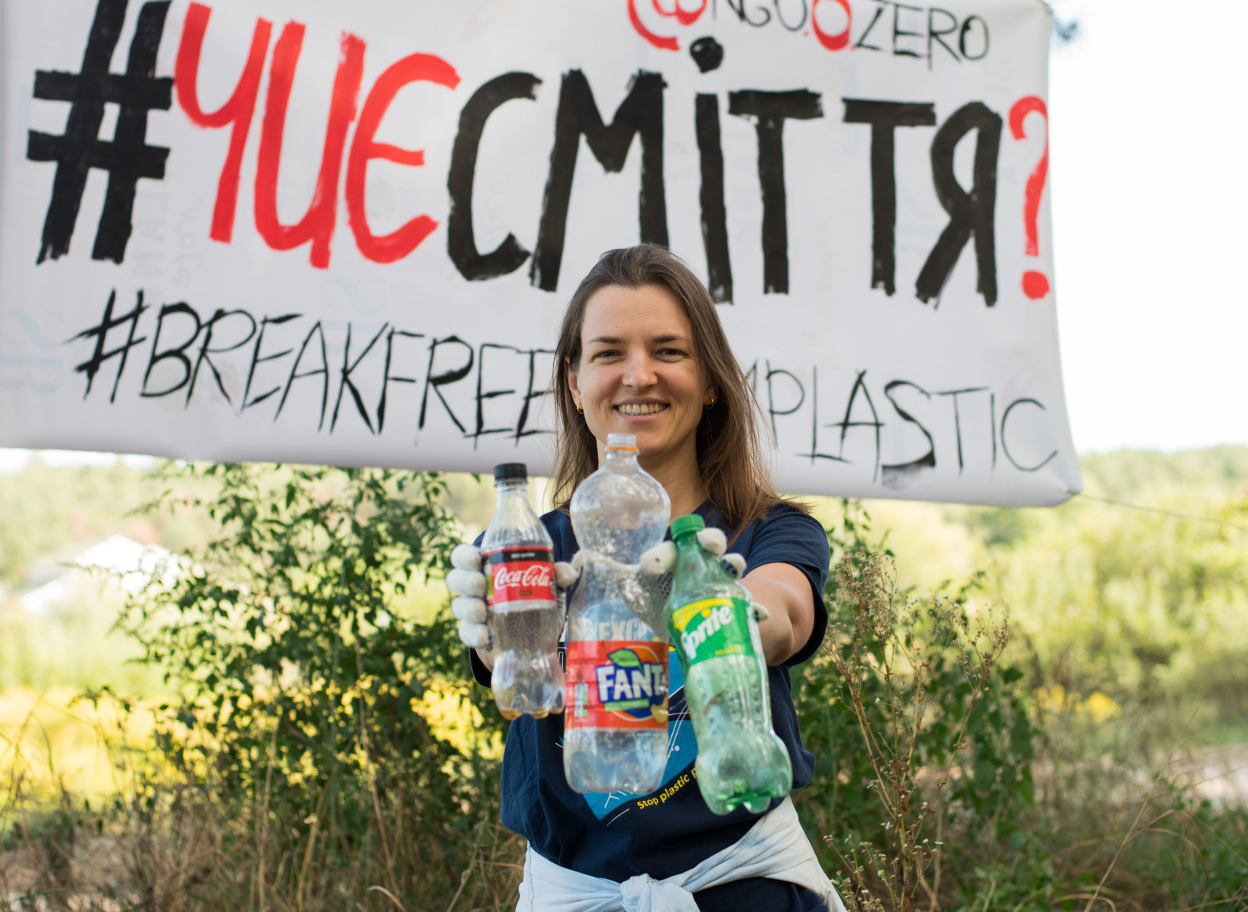 Екоактивісти назвали найбільших забруднювачів пластиком у світі