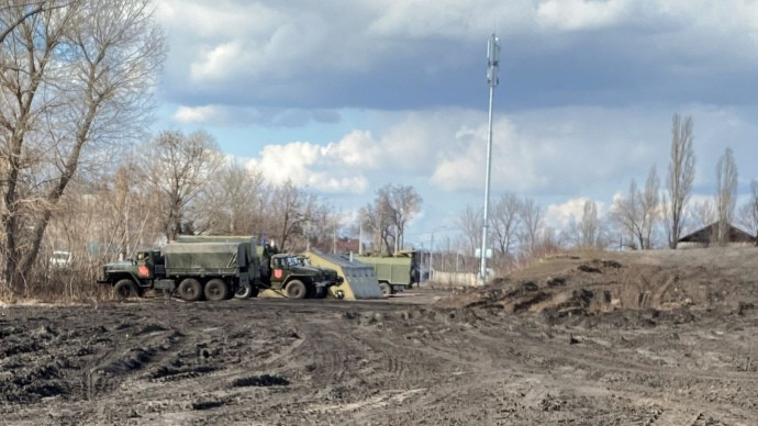 табір російських військ біля українського кордону