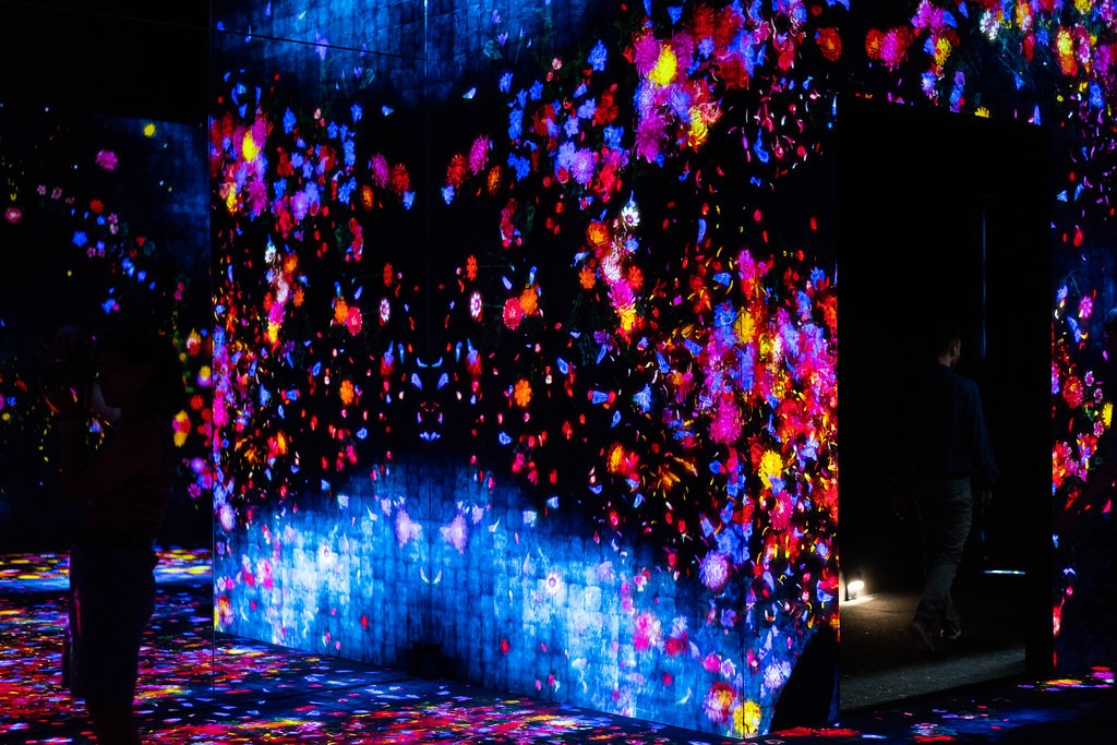 У Токіо інтерактивний музей цифрових ілюзій