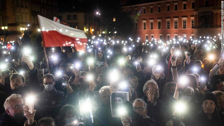 Протест у Польщі через смерть вагітної жінки