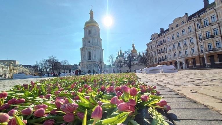 квітки герб жінки