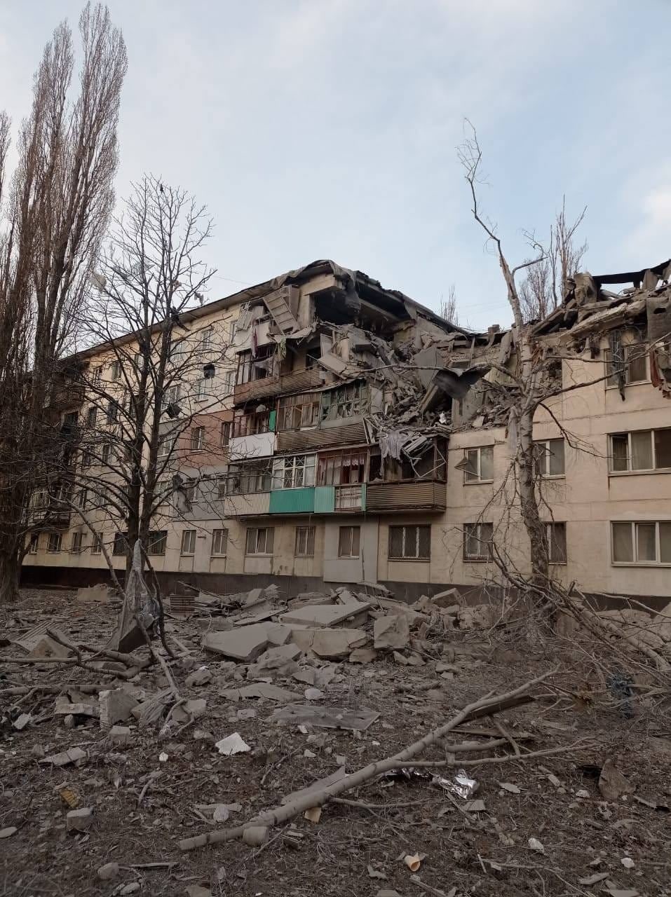 Хроніка подій: тридцять п'ятий день оборони України від російської агресії