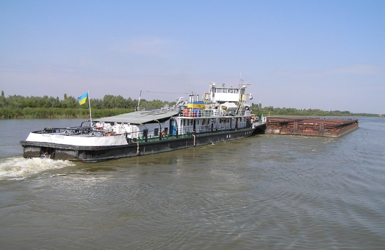 Дунайське судноплавство, баржа