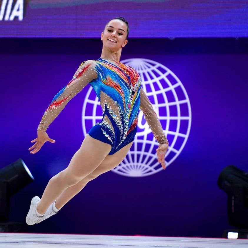 Українська спортсменка Анастасія Курашвілі завоювала золоту медаль на чемпіонаті світу-2022 з аеробної гімнастики