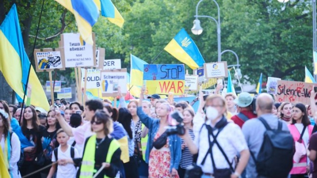 акція подтримки України на день Незалежності в німеччині
