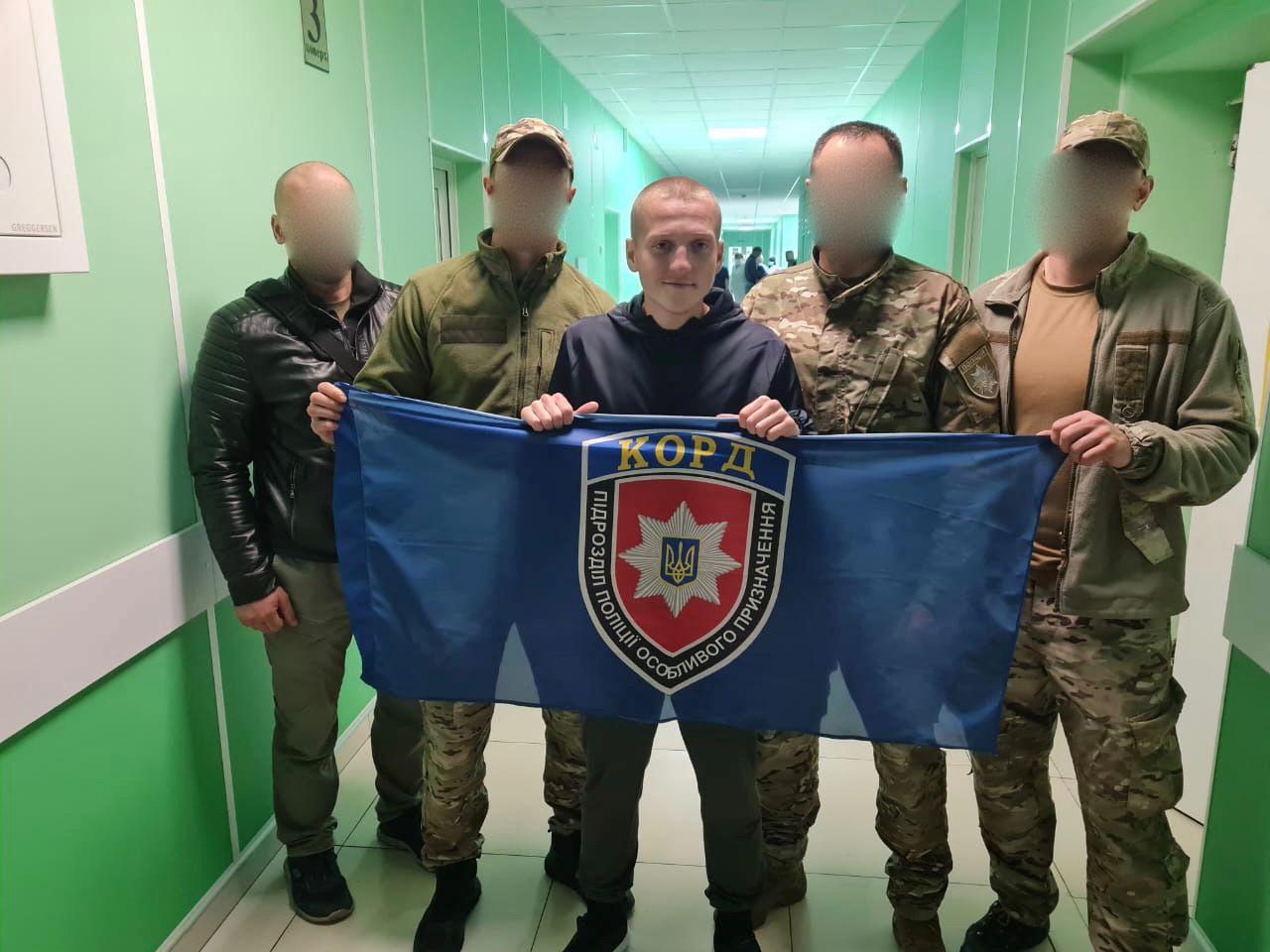 Донецька поліція, звільнення полонених