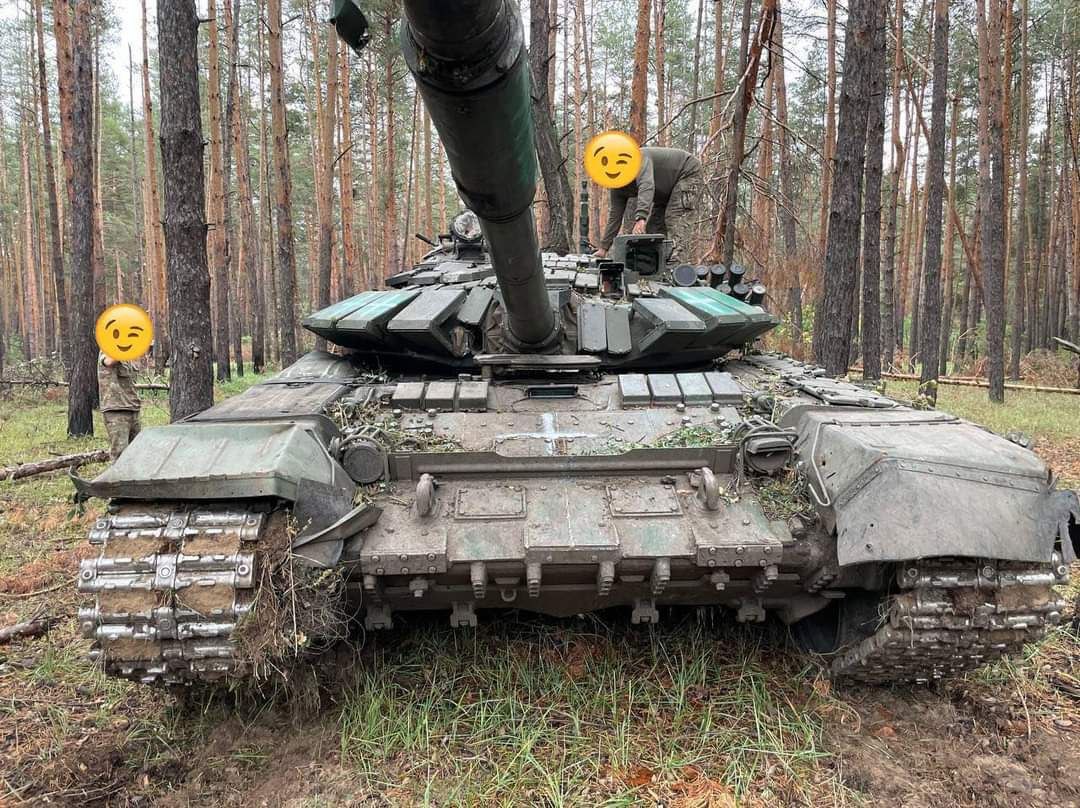 танк росіян під звільненим Лиманом1