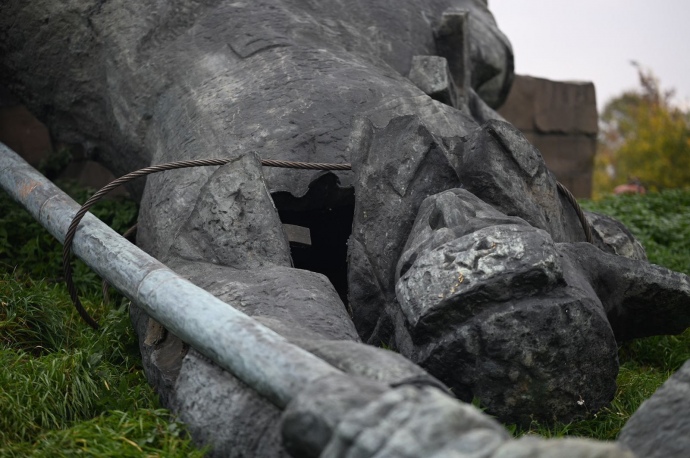 Памятник радянському солдату, Ужгород