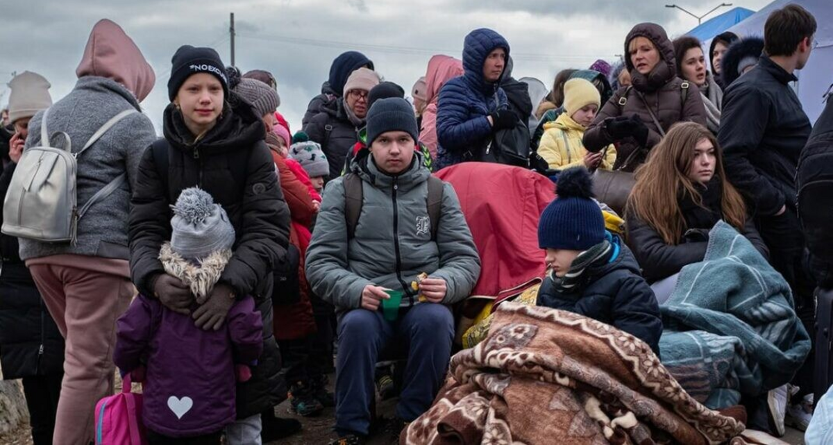 Повернути депортованих українців без документів