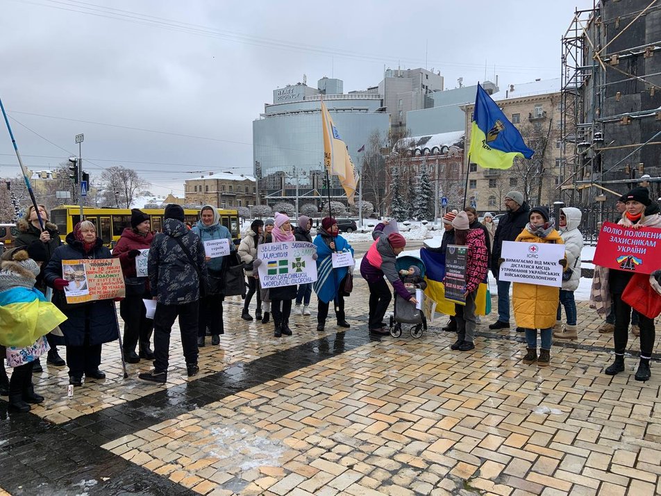 акція у Києві, присвячена півріччю виходу захисниів з Азовсталі