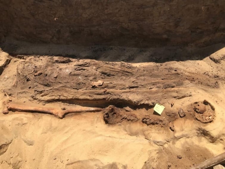розкопки у Єгипті, некрополь Ксена