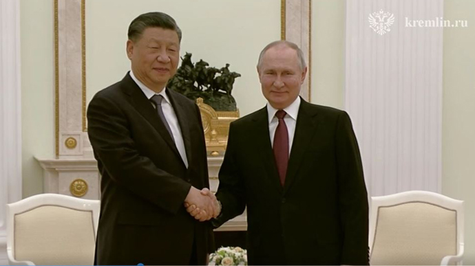 путін і Сі Цзіньпін зустрілися в Кремлі