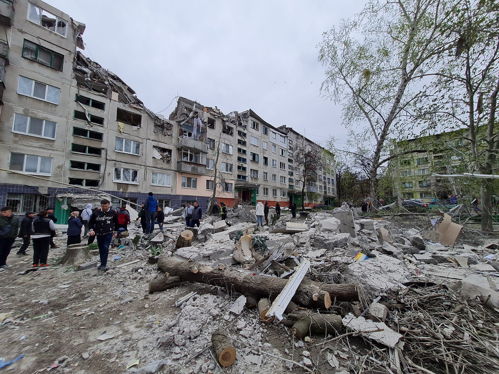 окупанти вдарили по житлових кварталах Слов'янська