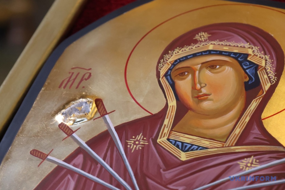 Єпіфаній, освячення ікон з бронеплит