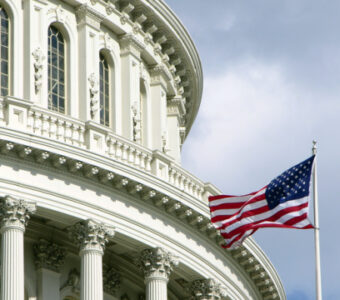 Сенат Сполучених Штатів провів перші успішні голосування щодо допомоги Україні