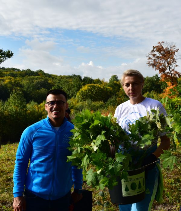 Олімпійський ліс, спортсмени