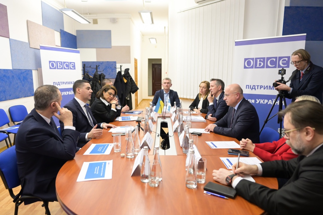Чинний голова ОБСЄ під час візиту до України відвідав Гостомель
