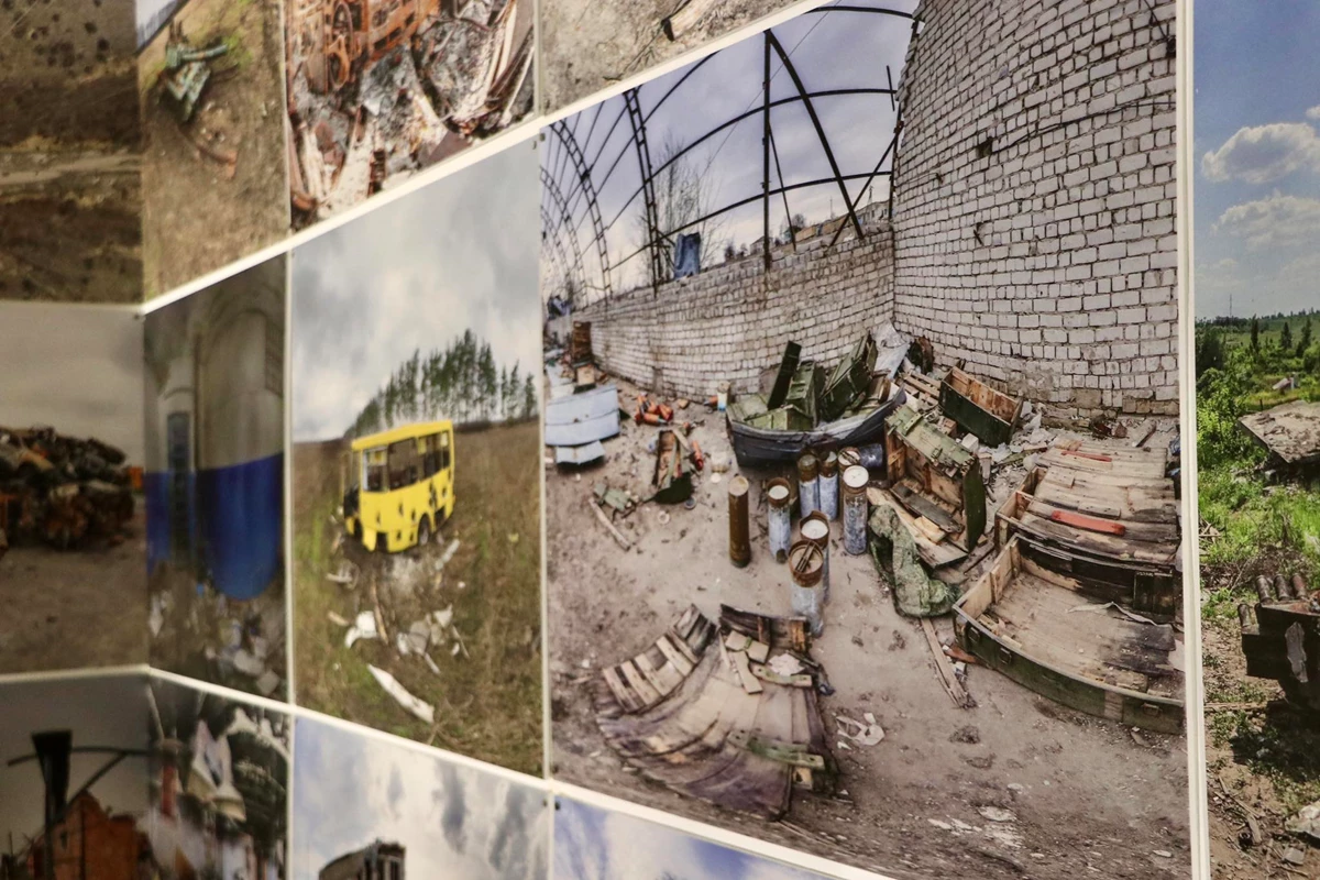 виставка панорамних фото війни 