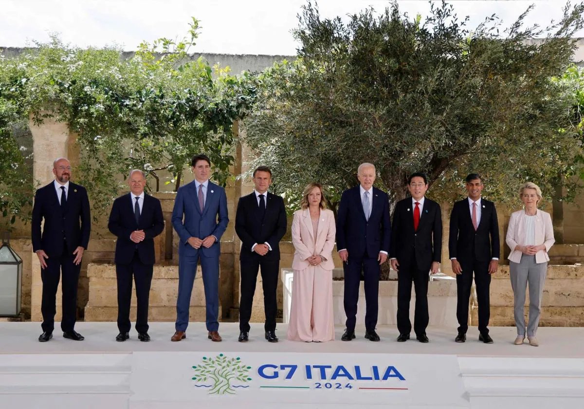 G7 leaders, European Council President Charles Michel, and European Commission President Ursula von der Leyen