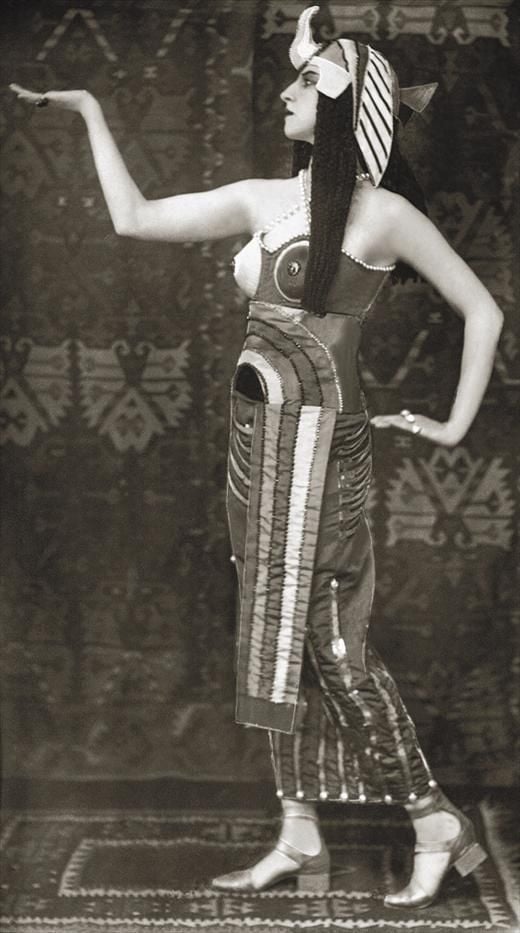 Ballerina Lubov Tchernicheva portrays Cleopatra