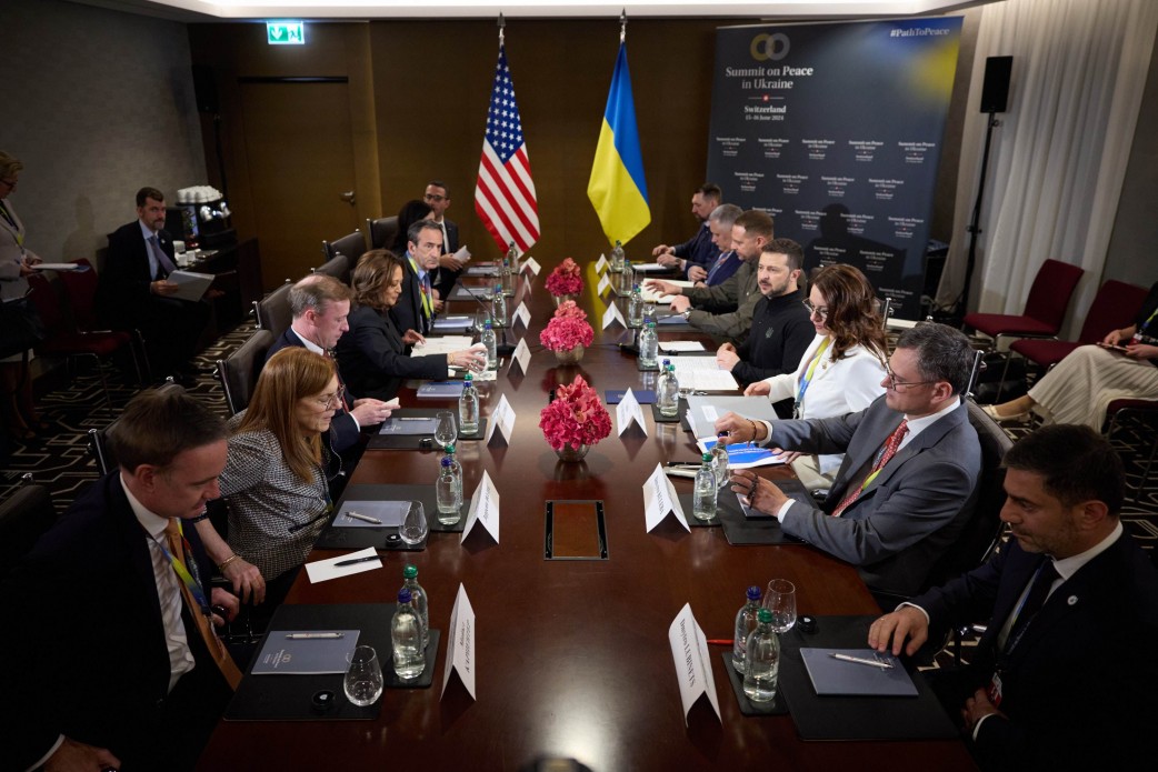 Президент України зустрівся з віцепрезиденткою США