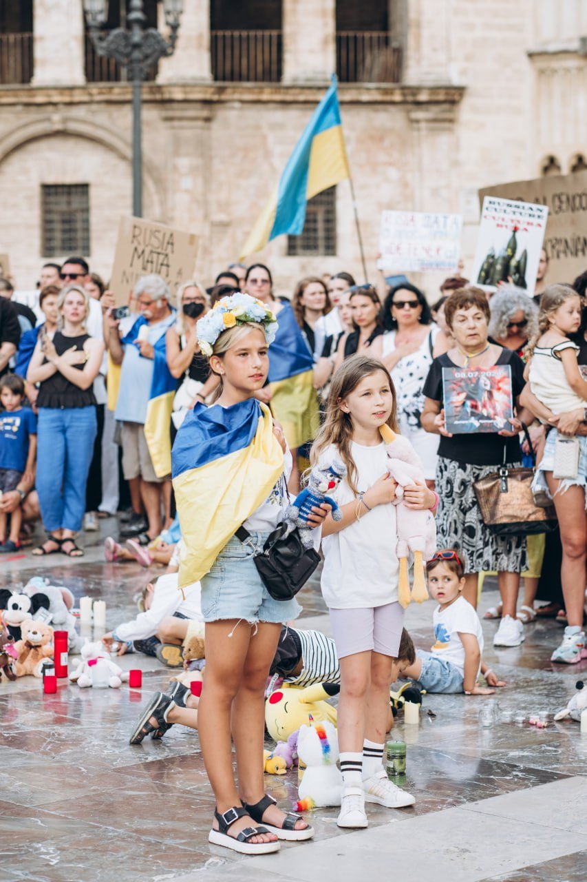 Валенсія, мітинг Охматдит