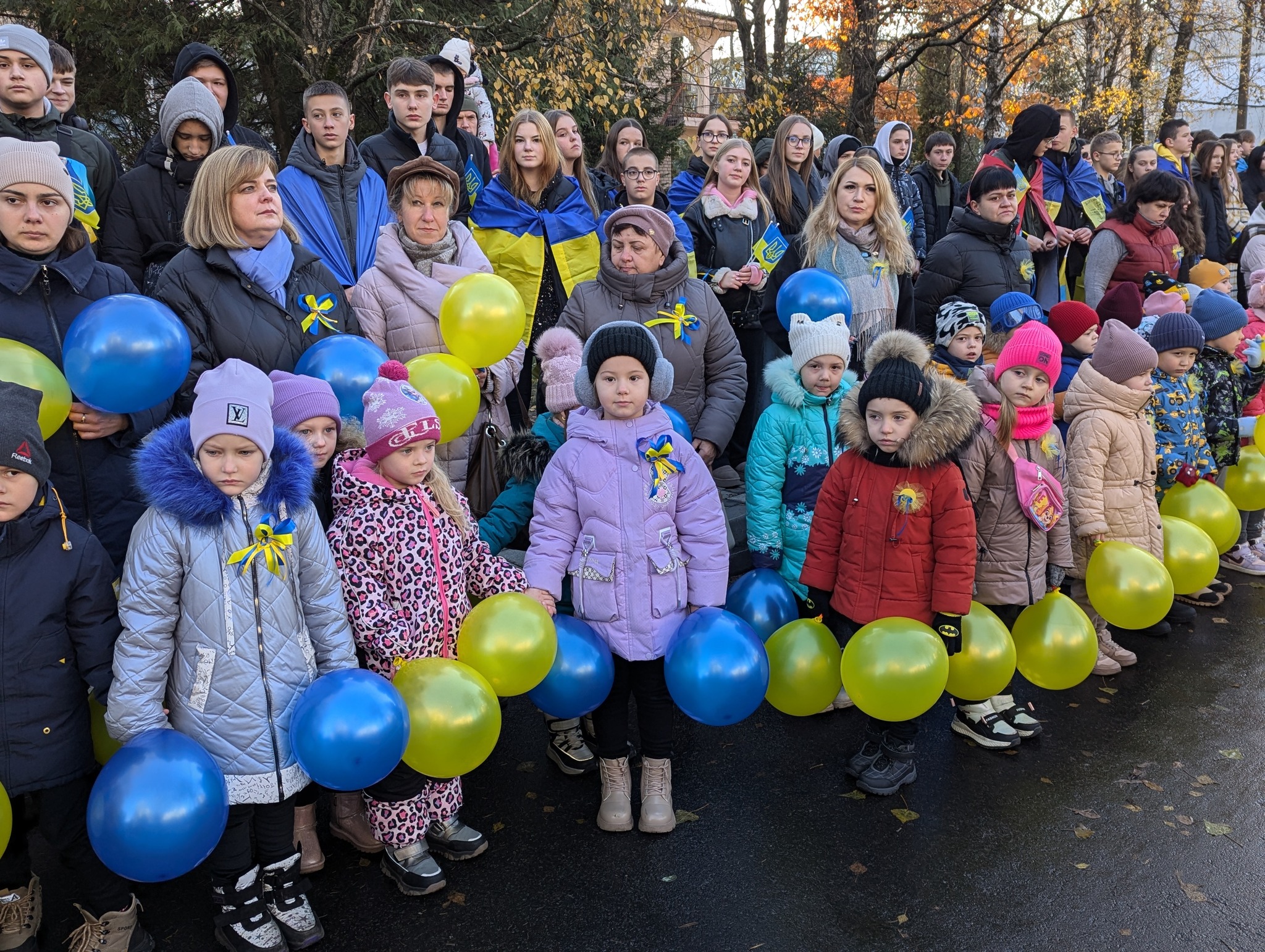 1000 житомирян утворили ланцюг єдності