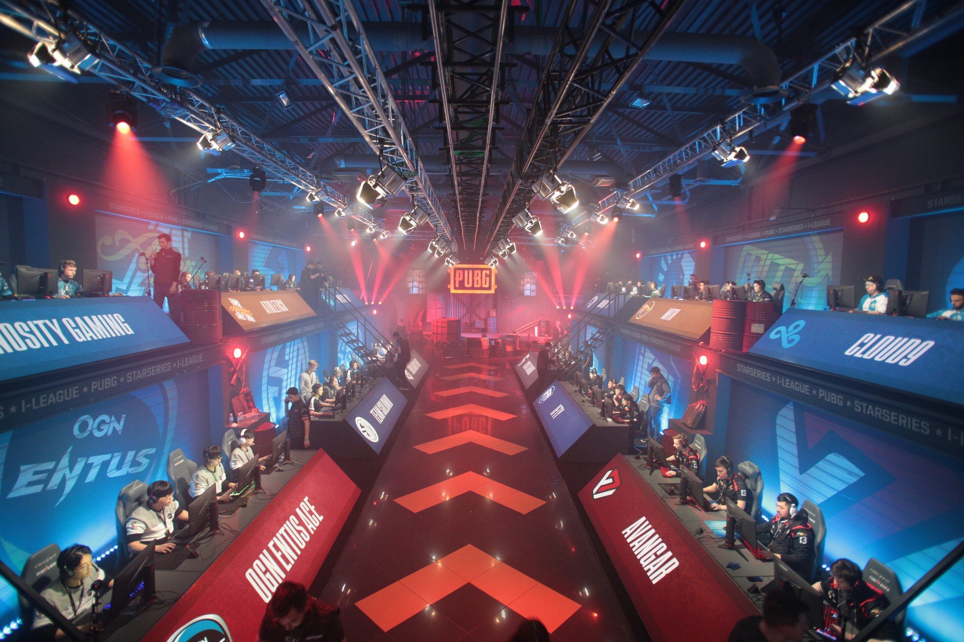 Gamers competing at Kyiv Cybersport Arena during StarSeries i-League in 2018