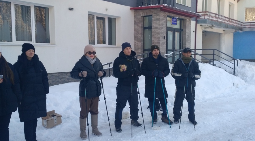 троє українських військових на протезах піднялися на Говерлу