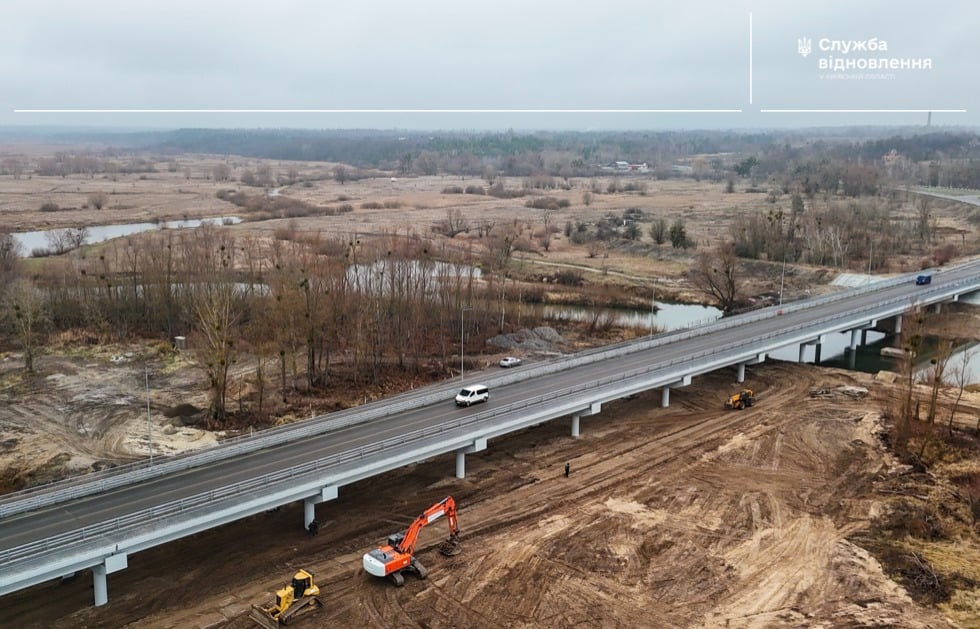 На Київщині завершується відбудова двох ключових мостів