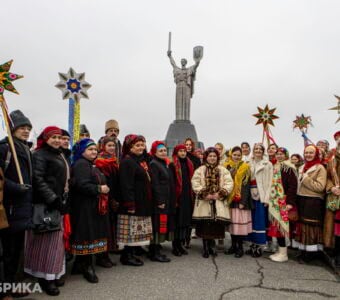 Solutions from Ukraine: Kyivska Koliada community popularizes Christmas folk traditions near Motherland monument in Kyiv