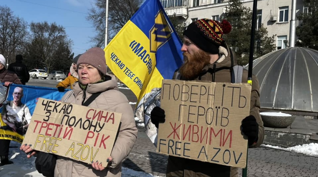 Не мовчи - полон вбиває: у Запоріжжі відбулася акція в підтримку українських військовополонених та зниклих безвісти