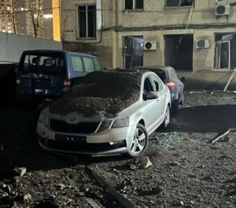 Russian ballistic missile strike on Kyiv sparks fires, resulting in injuries and one fatality