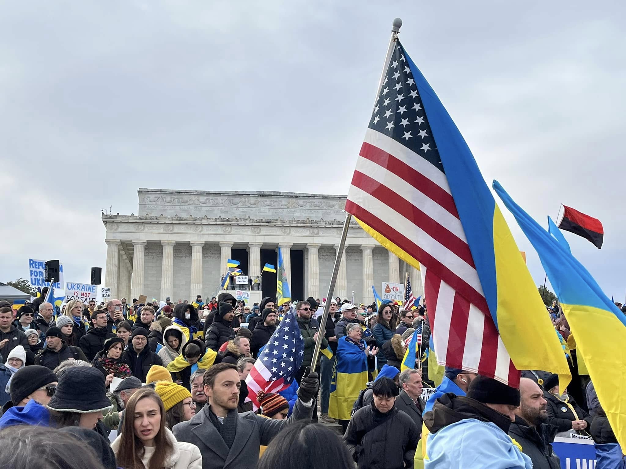 Вашингтон, акція