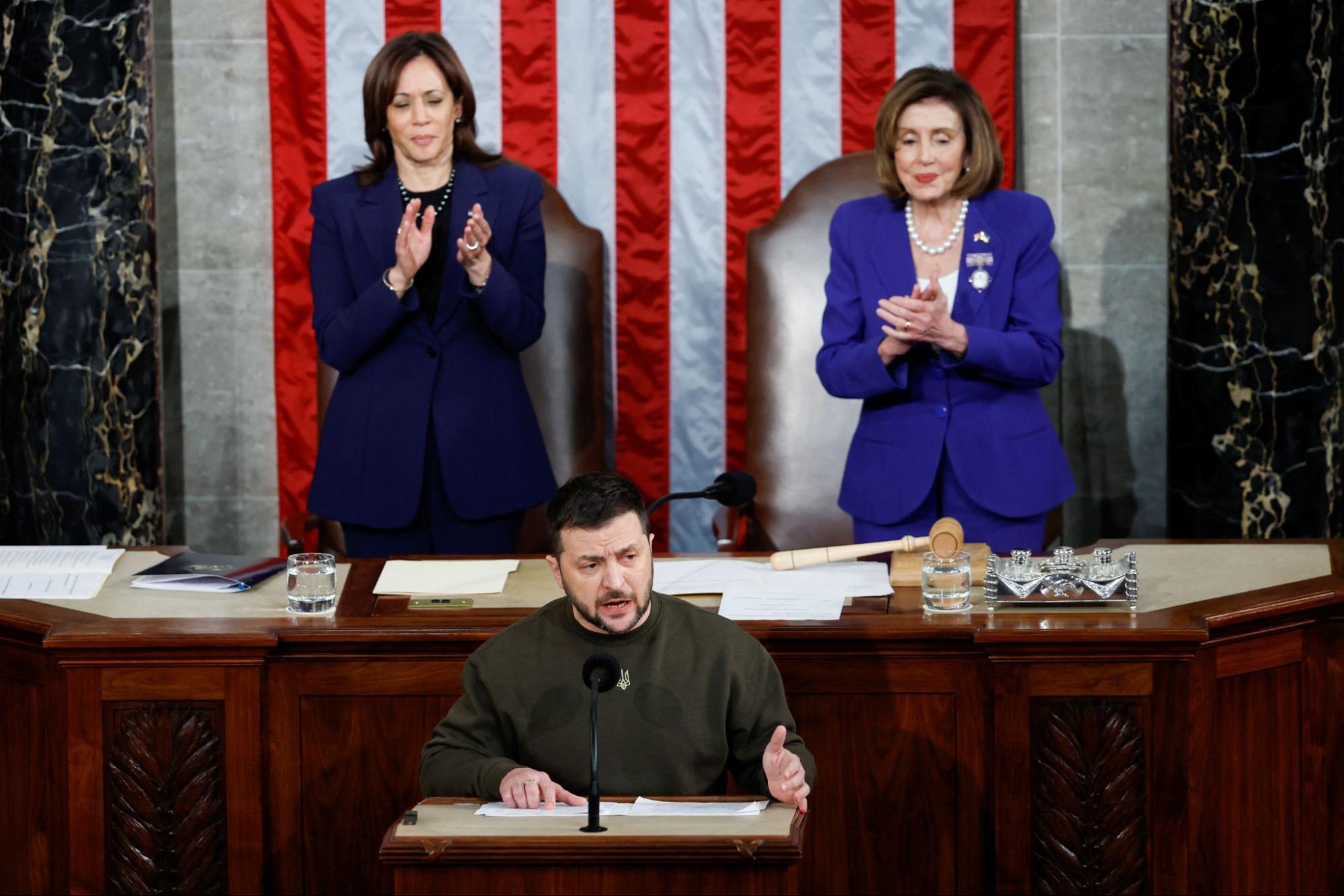 President Volodymyr Zelensky addresses the US Congress on December 21, 2022, wearing a khaki green sweatshirt with a Ukrainian trident