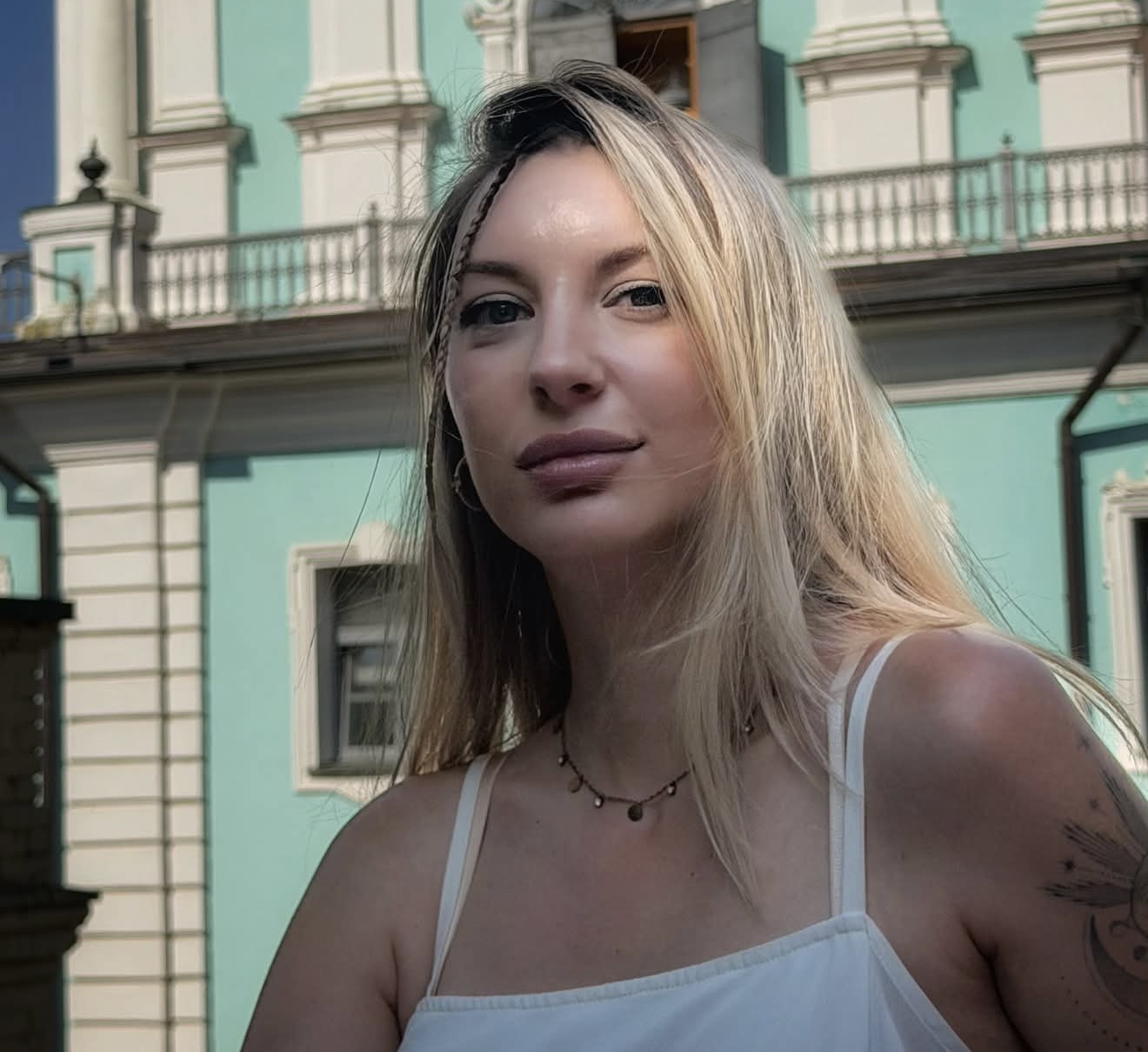 В Instagram і TikTok Любов розповідає про життя з хворобами